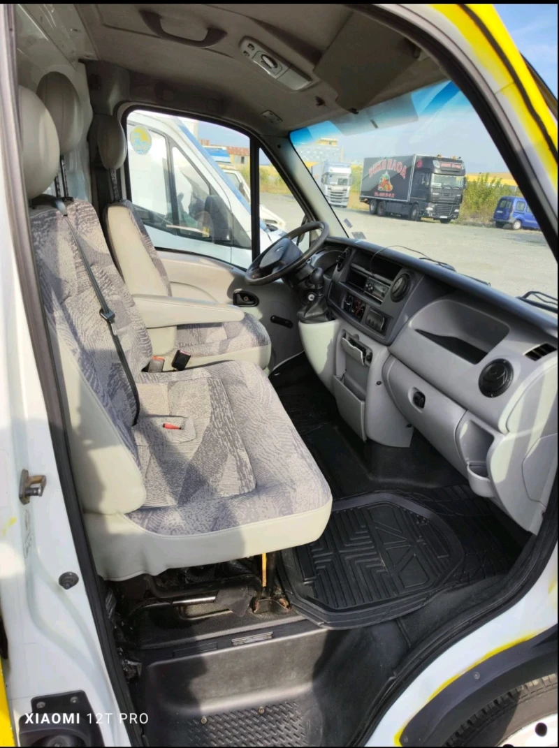 Renault Master 2.5 DCI 100, снимка 4 - Бусове и автобуси - 47378070