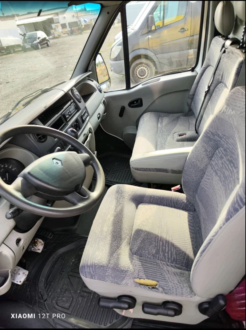 Renault Master 2.5 DCI 100, снимка 3 - Бусове и автобуси - 47378070