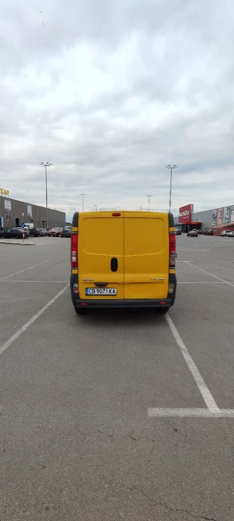 Opel Vivaro, снимка 8 - Бусове и автобуси - 47800342