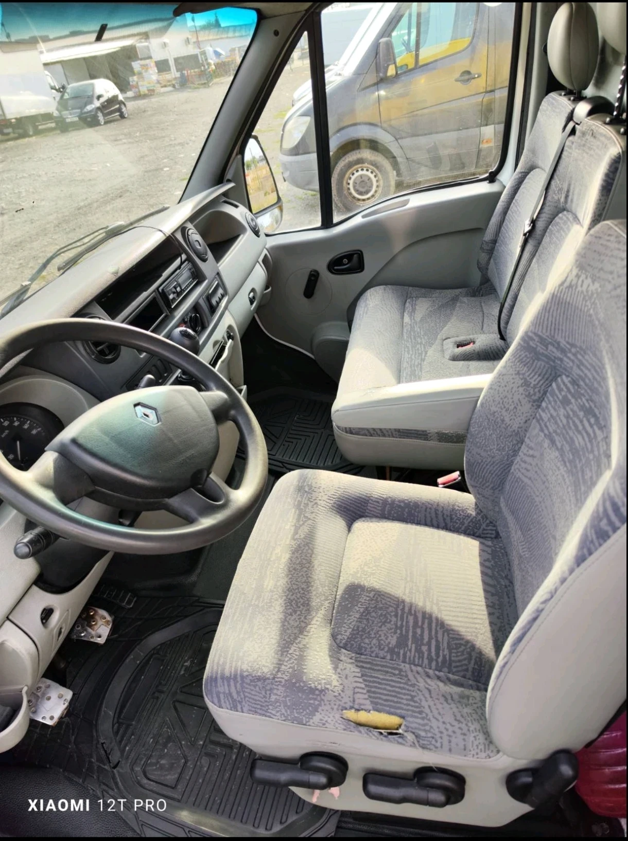 Renault Master 2.5 DCI 100 - изображение 3