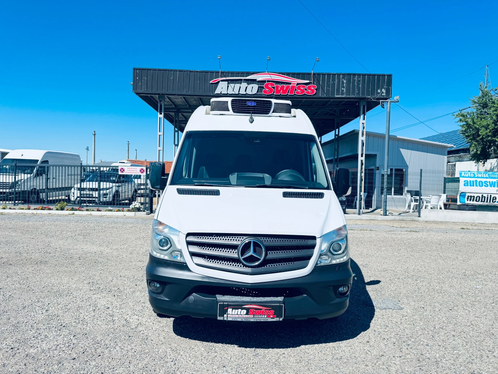 Mercedes-Benz Sprinter 319 ХЛАДИЛЕН 12/220V ТОП СЪСТОЯНИЕ, снимка 2 - Бусове и автобуси - 54757971