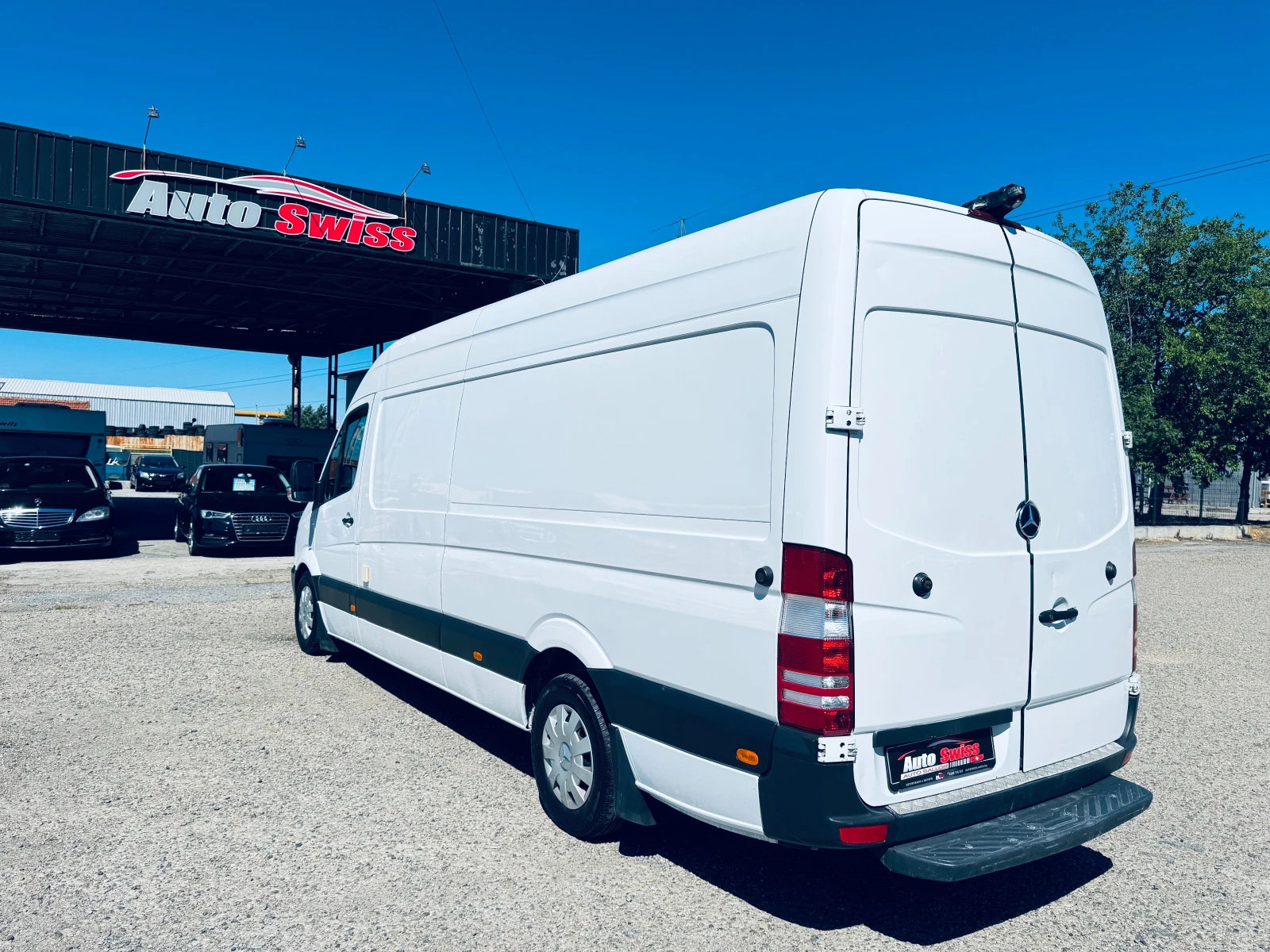 Mercedes-Benz Sprinter 319 ХЛАДИЛЕН 12/220V ТОП СЪСТОЯНИЕ, снимка 8 - Бусове и автобуси - 54757971