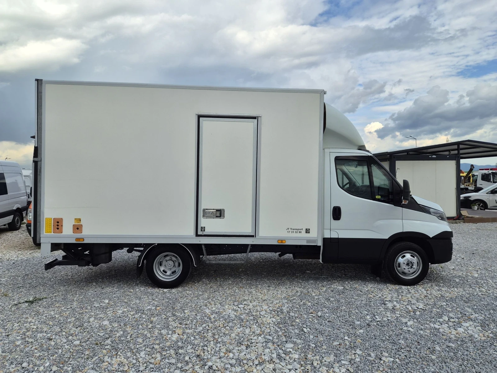Iveco Daily 35c15, Климатик, Падащ борд, До 3.5 тона, 4.20 м, снимка 6 - Бусове и автобуси - 55085323
