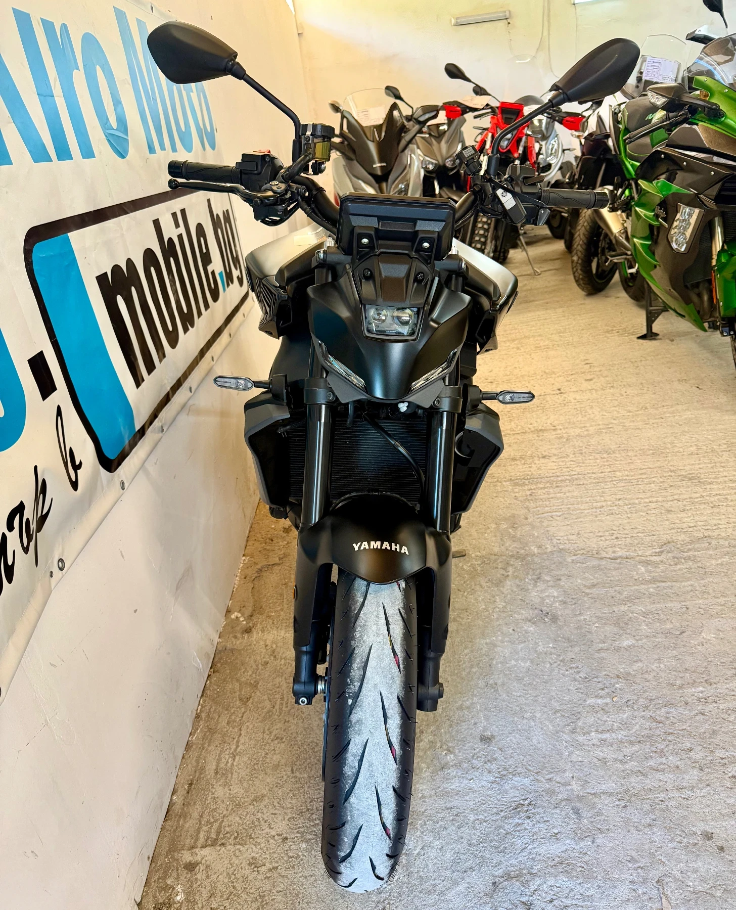 Yamaha Mt-09 470км !!! Автомат!! ABS TCS !!, снимка 3 - Мотоциклети и мототехника - 54914684