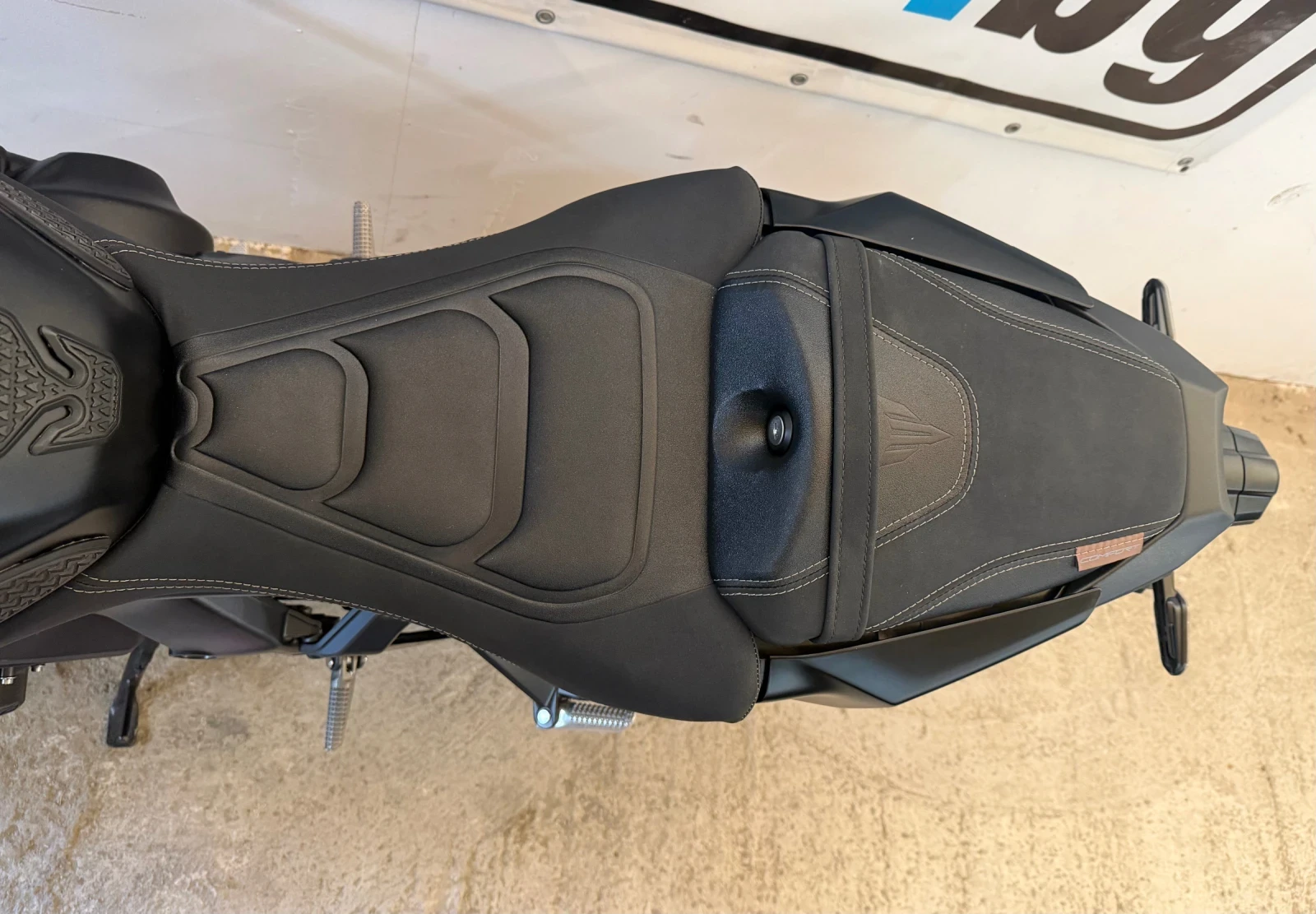 Yamaha Mt-09 470км !!! Автомат!! ABS TCS !!, снимка 9 - Мотоциклети и мототехника - 54914684
