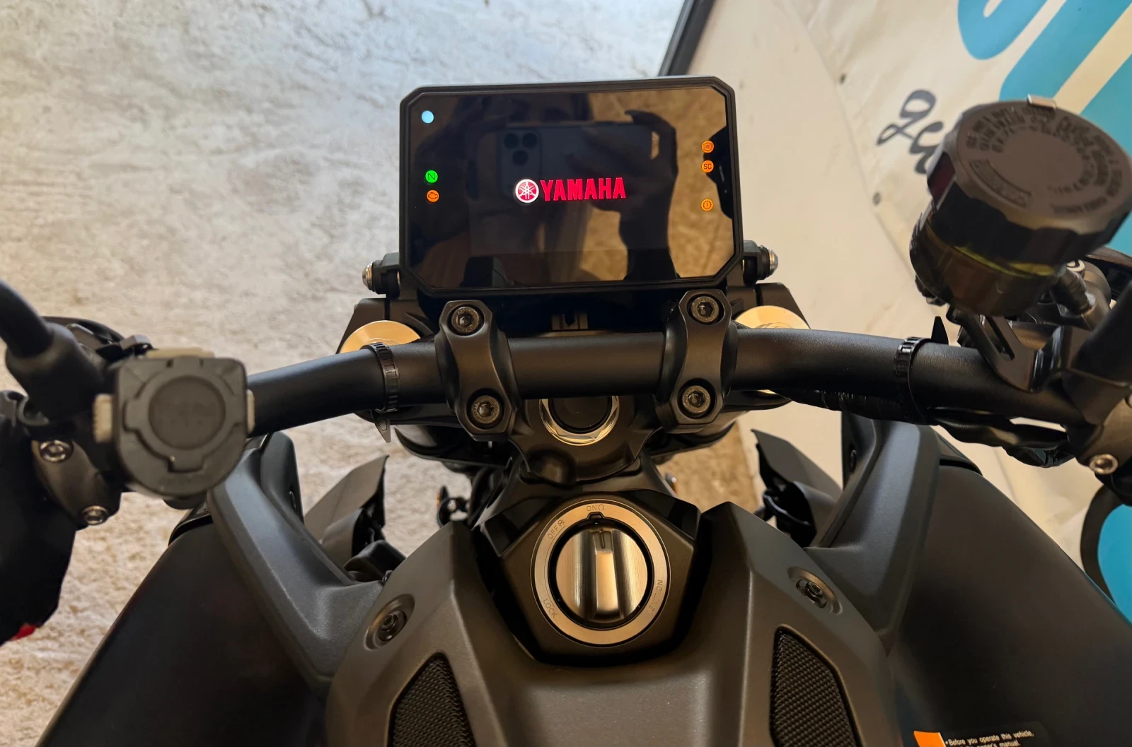 Yamaha Mt-09 470км !!! Автомат!! ABS TCS !!, снимка 11 - Мотоциклети и мототехника - 54914684