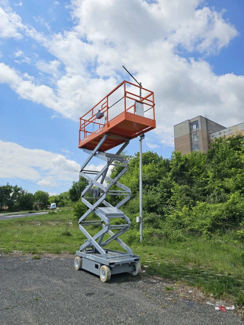 Автовишка Друга марка SKYJACK SJ 4626E, снимка 3 - Индустриална техника - 50263932