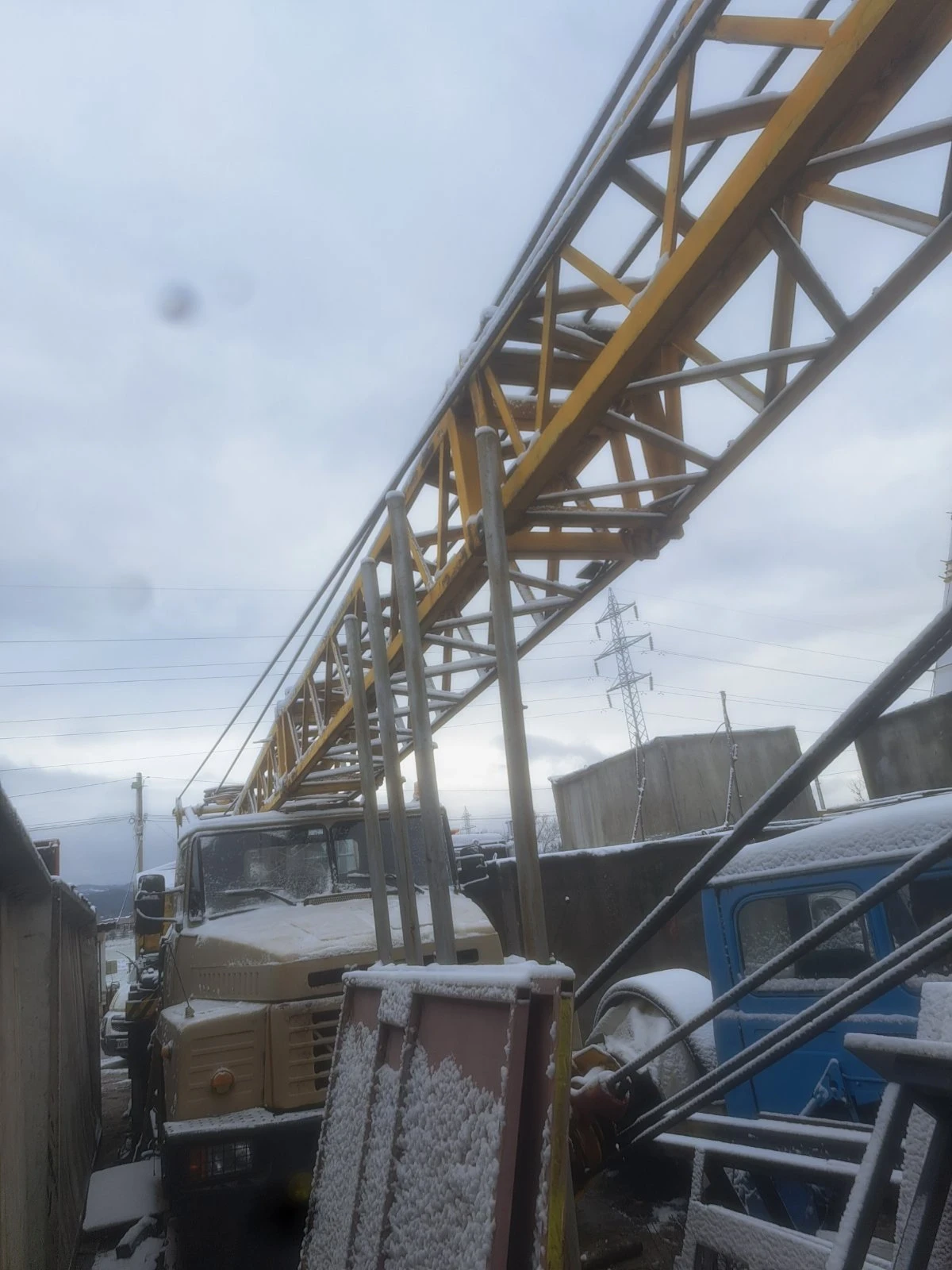 Автокран Друга марка КРАЗ КС 4562 - изображение 2