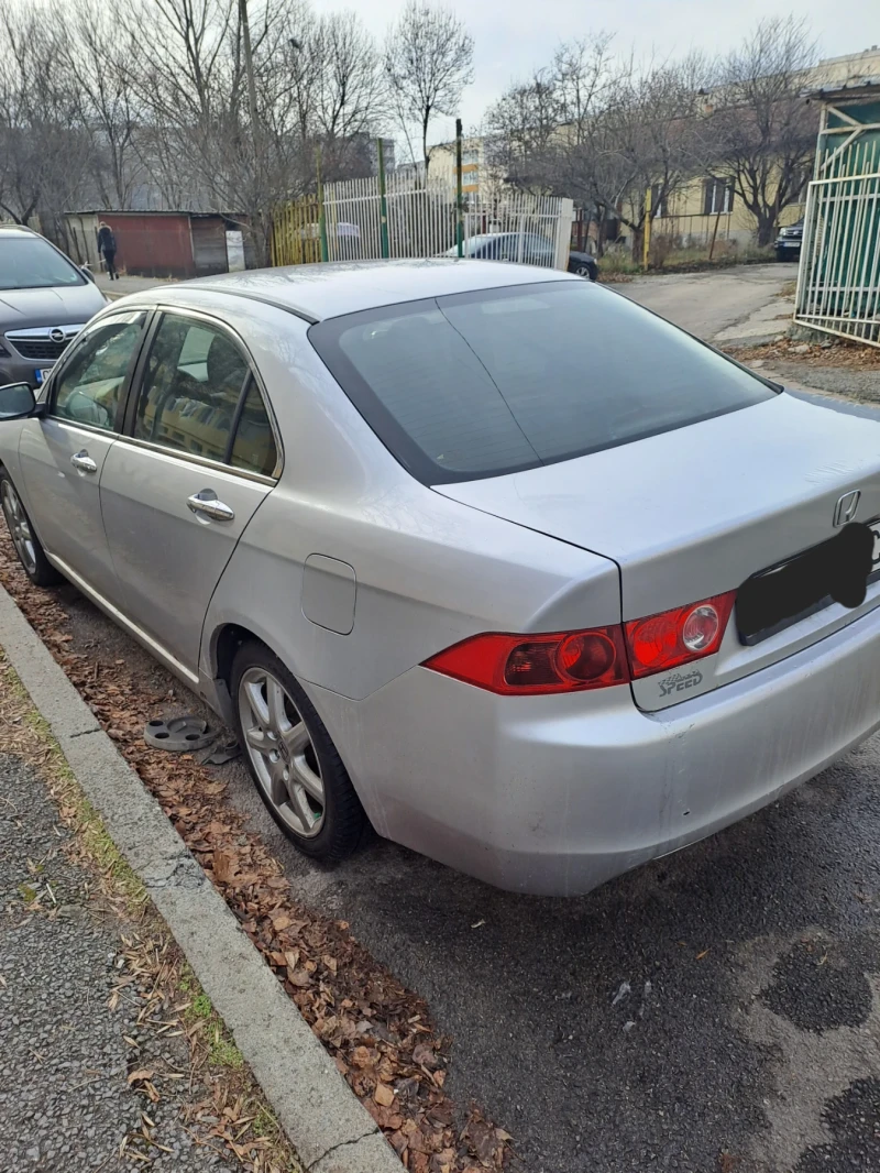 Honda Accord, снимка 2 - Автомобили и джипове - 48536959