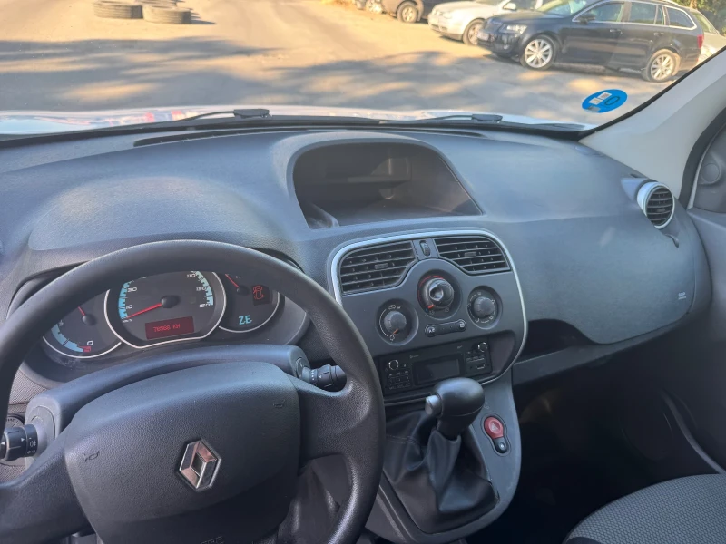 Renault Kangoo ZE 33KW 87% батерия, снимка 12 - Автомобили и джипове - 50898138