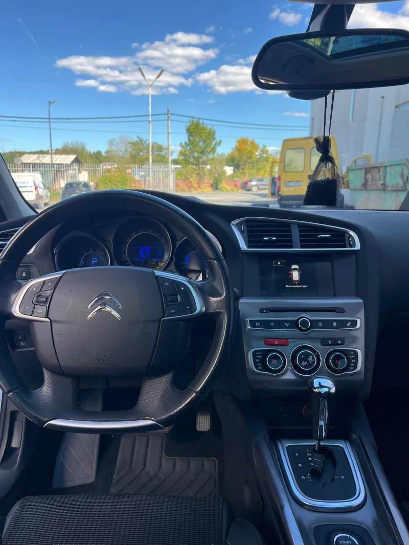 Citroen C4 1.6 e-HDI AUTO, снимка 12 - Автомобили и джипове - 51810760
