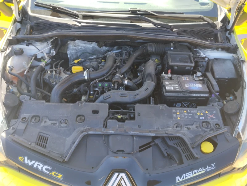 Renault Clio, снимка 6 - Автомобили и джипове - 52593927