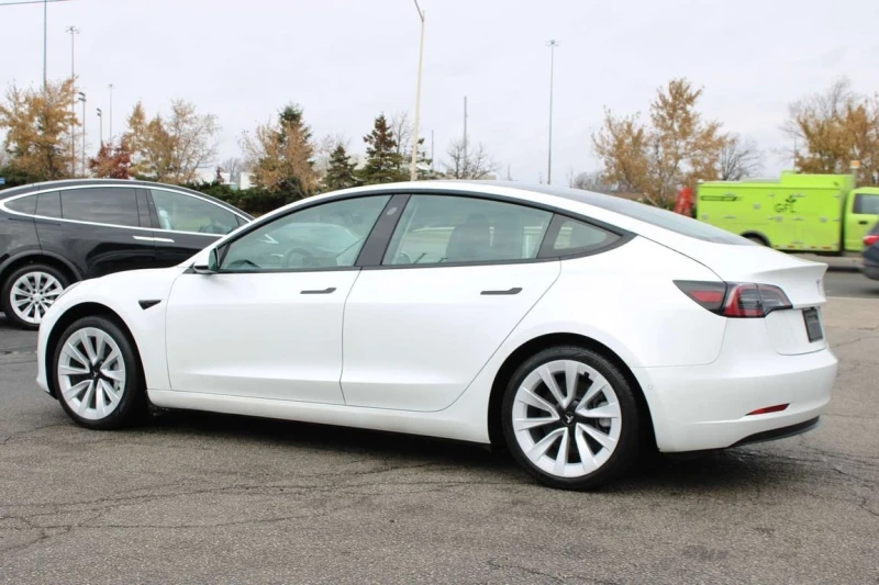 Tesla Model 3 * CARFAX * БЕЗ ПЪРВОНАЧАЛНА ВНОСКА, снимка 5 - Автомобили и джипове - 53354868