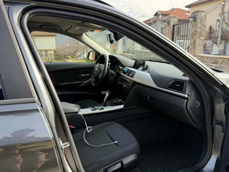BMW 320 X drive | Сменени вериги, снимка 8 - Автомобили и джипове - 53406692