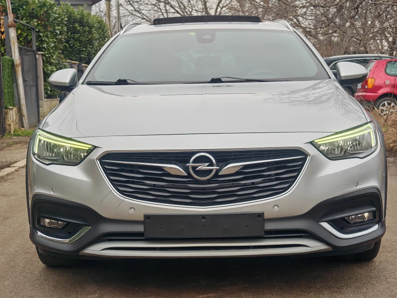 Opel Insignia 2.0 Country Tourer//FULL//TOP// КАМЕРА//ПАНО, снимка 7 - Автомобили и джипове - 53530924