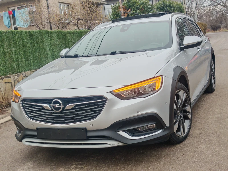 Opel Insignia 2.0 Country Tourer//FULL//TOP// КАМЕРА//ПАНО, снимка 5 - Автомобили и джипове - 53530924
