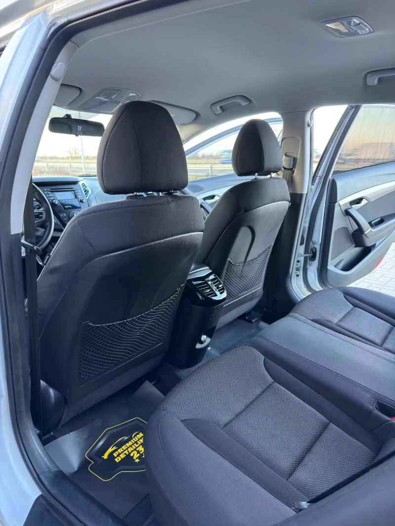 Hyundai I40 1.7 CRDI Автомат Германия ТОП Състояние , снимка 15 - Автомобили и джипове - 53586770