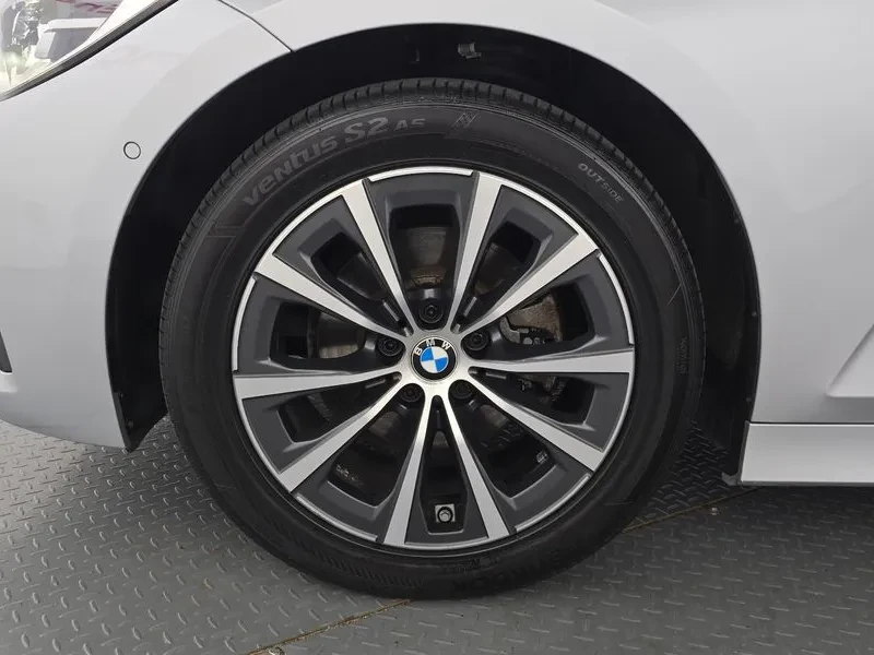 BMW 320 - САМО 30% АВАНС, снимка 5 - Автомобили и джипове - 55406748