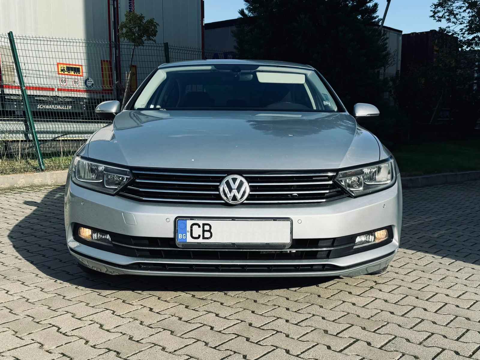 VW Passat 2.0 6 DSG - изображение 2