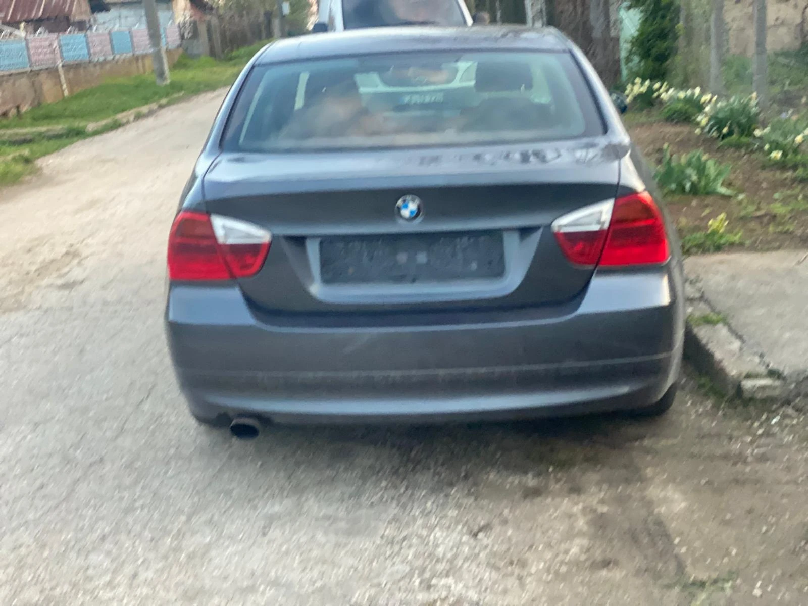 BMW 320  - изображение 2