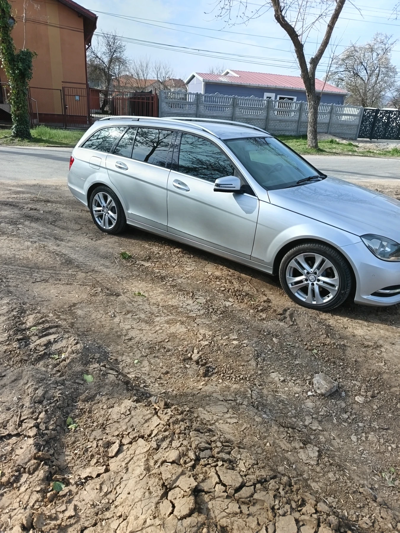 Mercedes-Benz C 200  - изображение 2