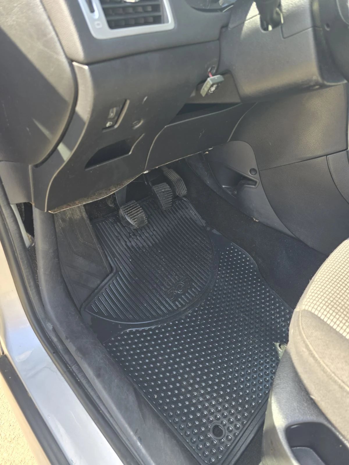 Peugeot 307 SW - изображение 7