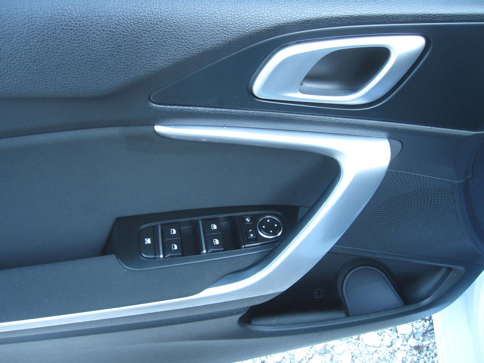 Kia Ceed , 1, 6 crdi-Mild HYBRID | Mobile.bg   10