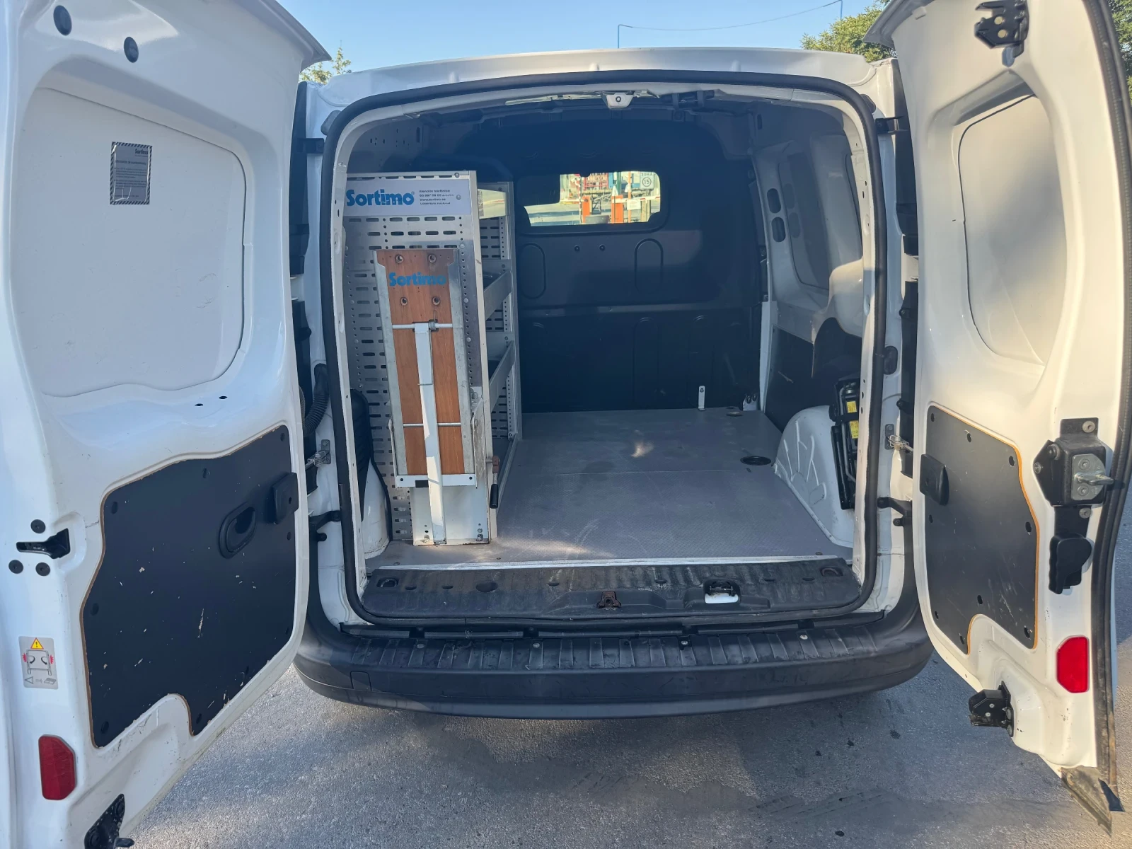 Renault Kangoo ZE 33KW 87% батерия - изображение 8