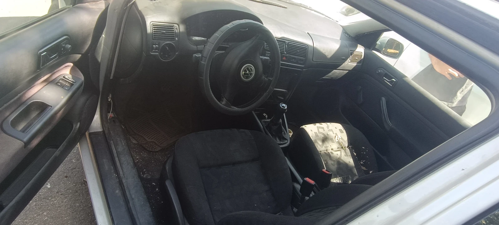 VW Golf IV 1.6 газова уредба  - изображение 6