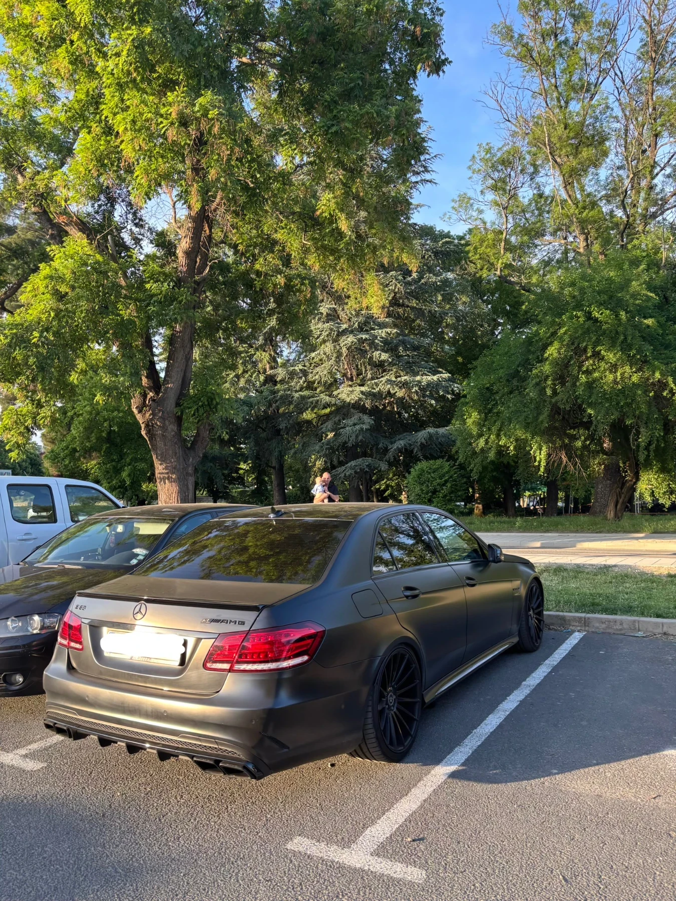 Mercedes-Benz E 63 AMG  - изображение 3