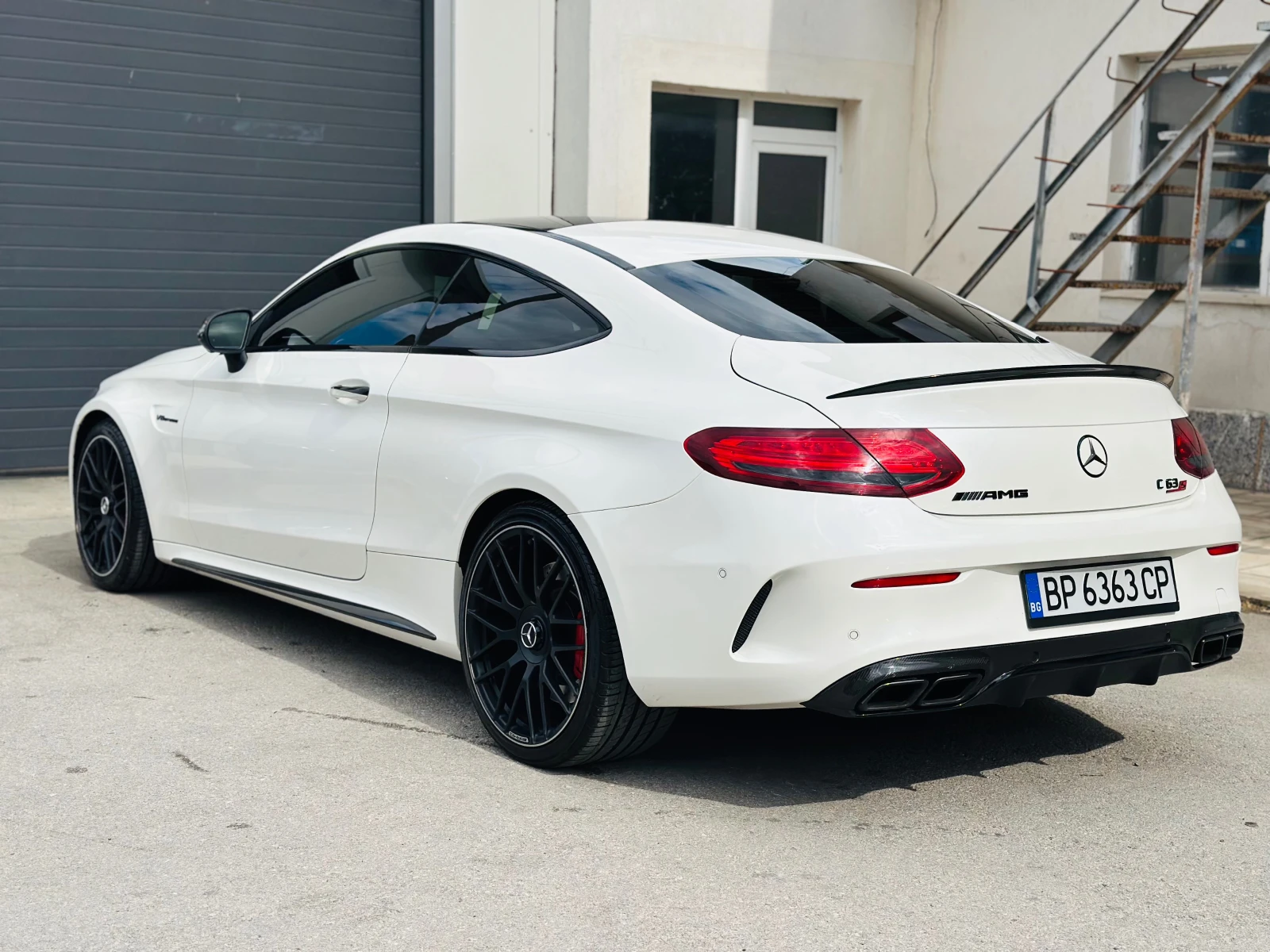 Mercedes-Benz C 63 AMG 6.3S-Купе-Карбон пакет -68хл.км - изображение 4