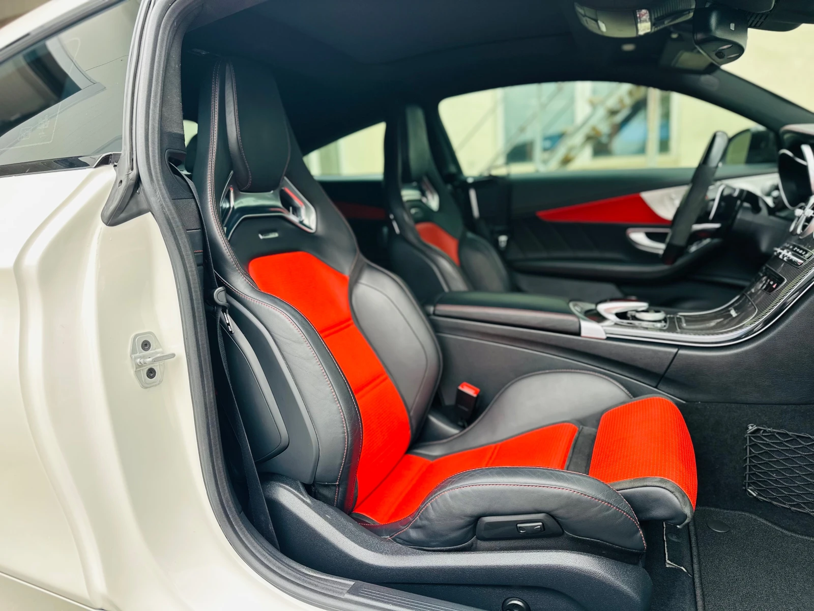 Mercedes-Benz C 63 AMG 6.3S-Купе-Карбон пакет -68хл.км - изображение 9
