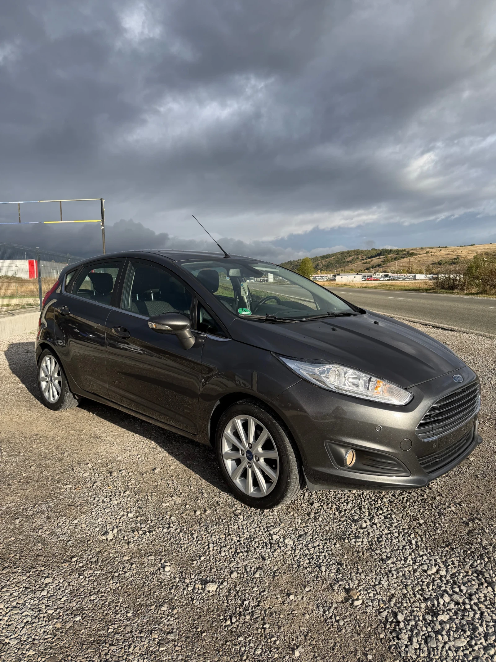 Ford Fiesta 1.5D 95hp TITANIUM NAVI EURO 6 TUV  | Mobile.bg — изображение 4
