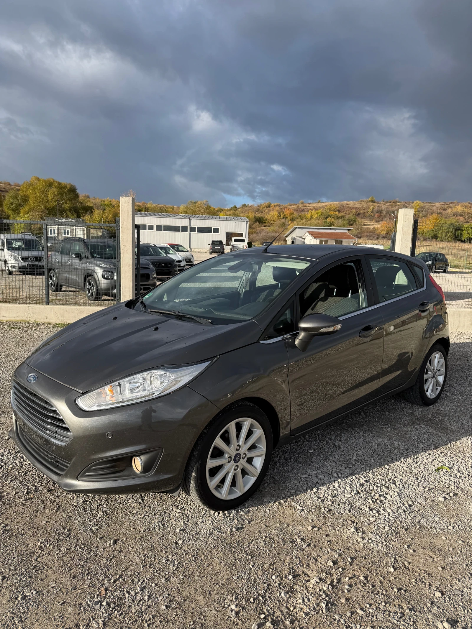 Ford Fiesta 1.5D 95hp TITANIUM NAVI EURO 6 TUV  | Mobile.bg — изображение 2