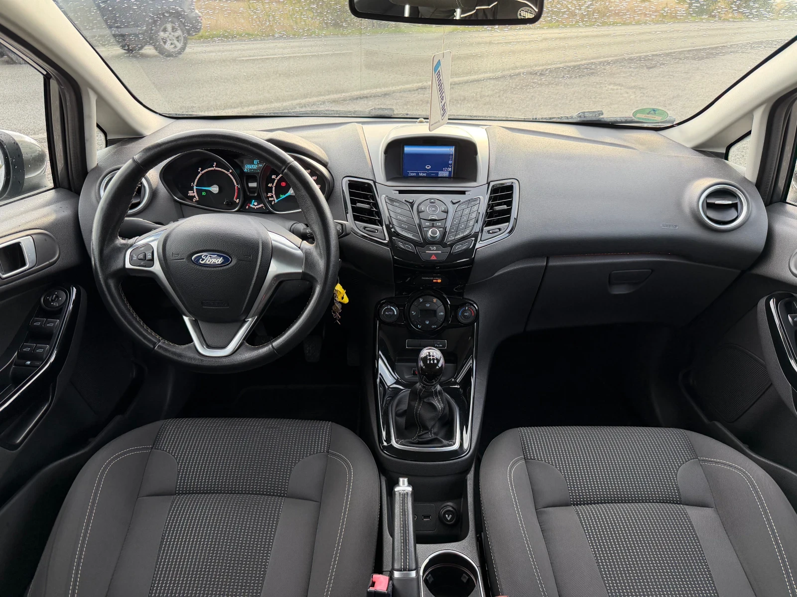 Ford Fiesta 1.5D 95hp TITANIUM NAVI EURO 6 TUV  | Mobile.bg — изображение 11