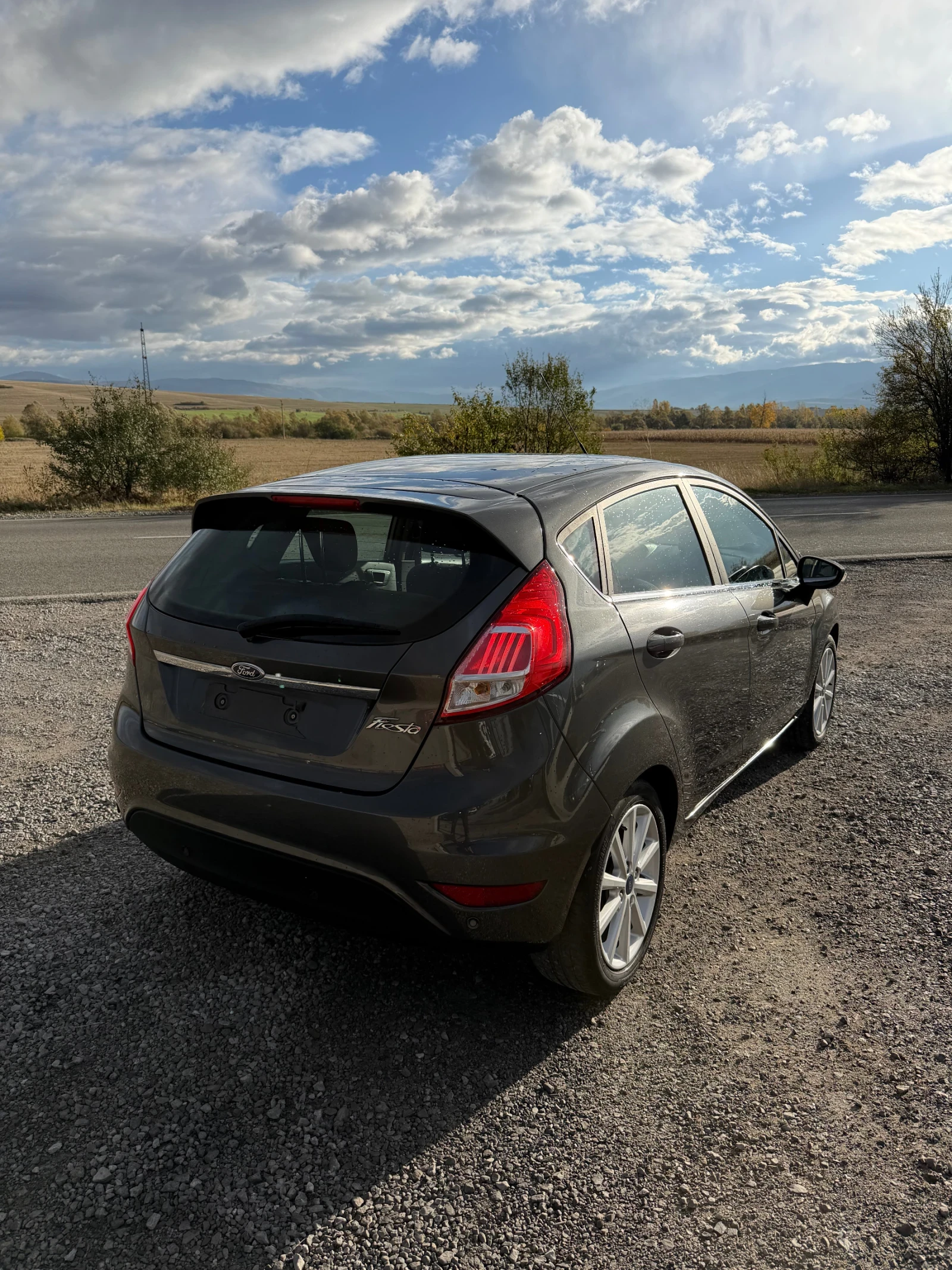 Ford Fiesta 1.5D 95hp TITANIUM NAVI EURO 6 TUV  | Mobile.bg — изображение 6