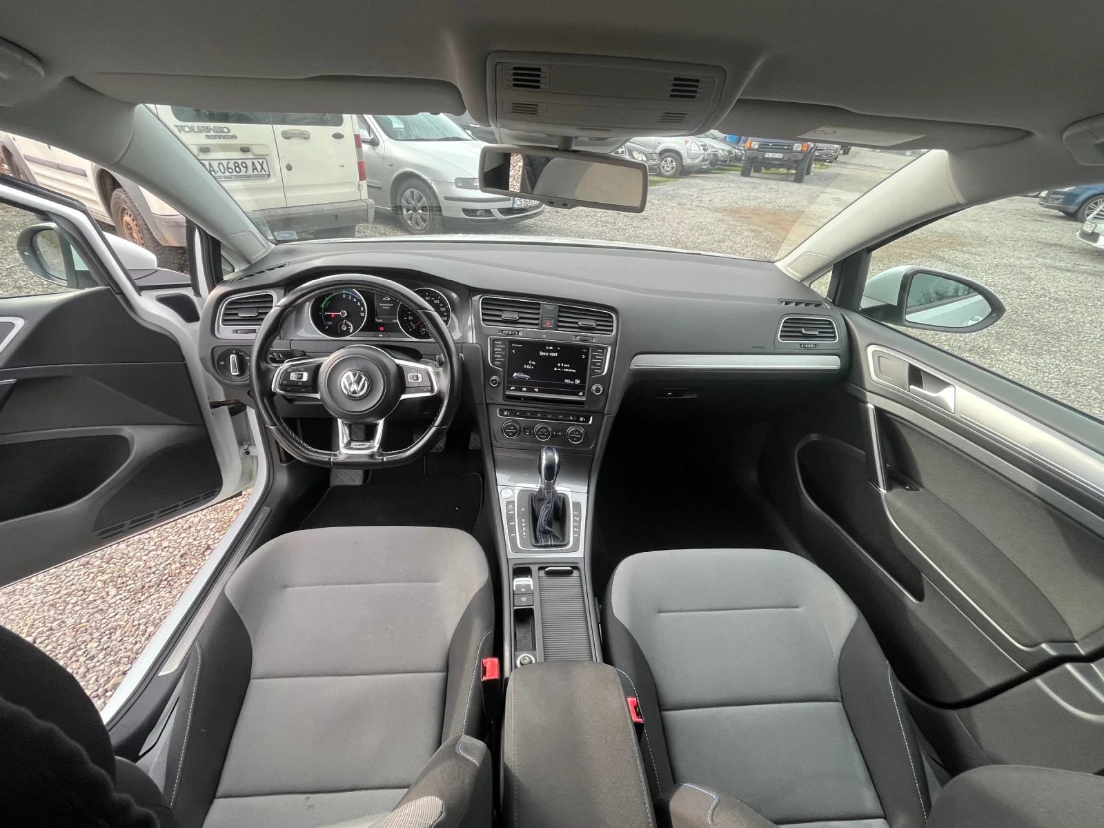 VW Golf E-Golf - изображение 8