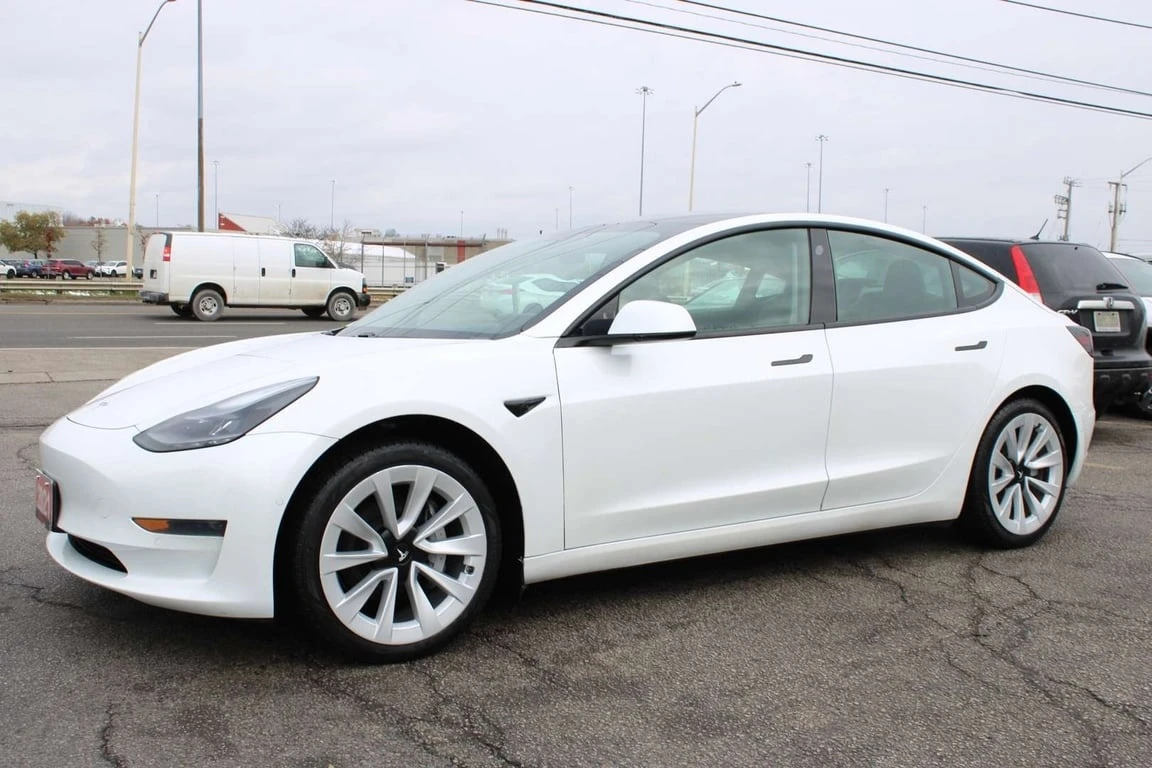 Tesla Model 3 * CARFAX * БЕЗ ПЪРВОНАЧАЛНА ВНОСКА - изображение 2