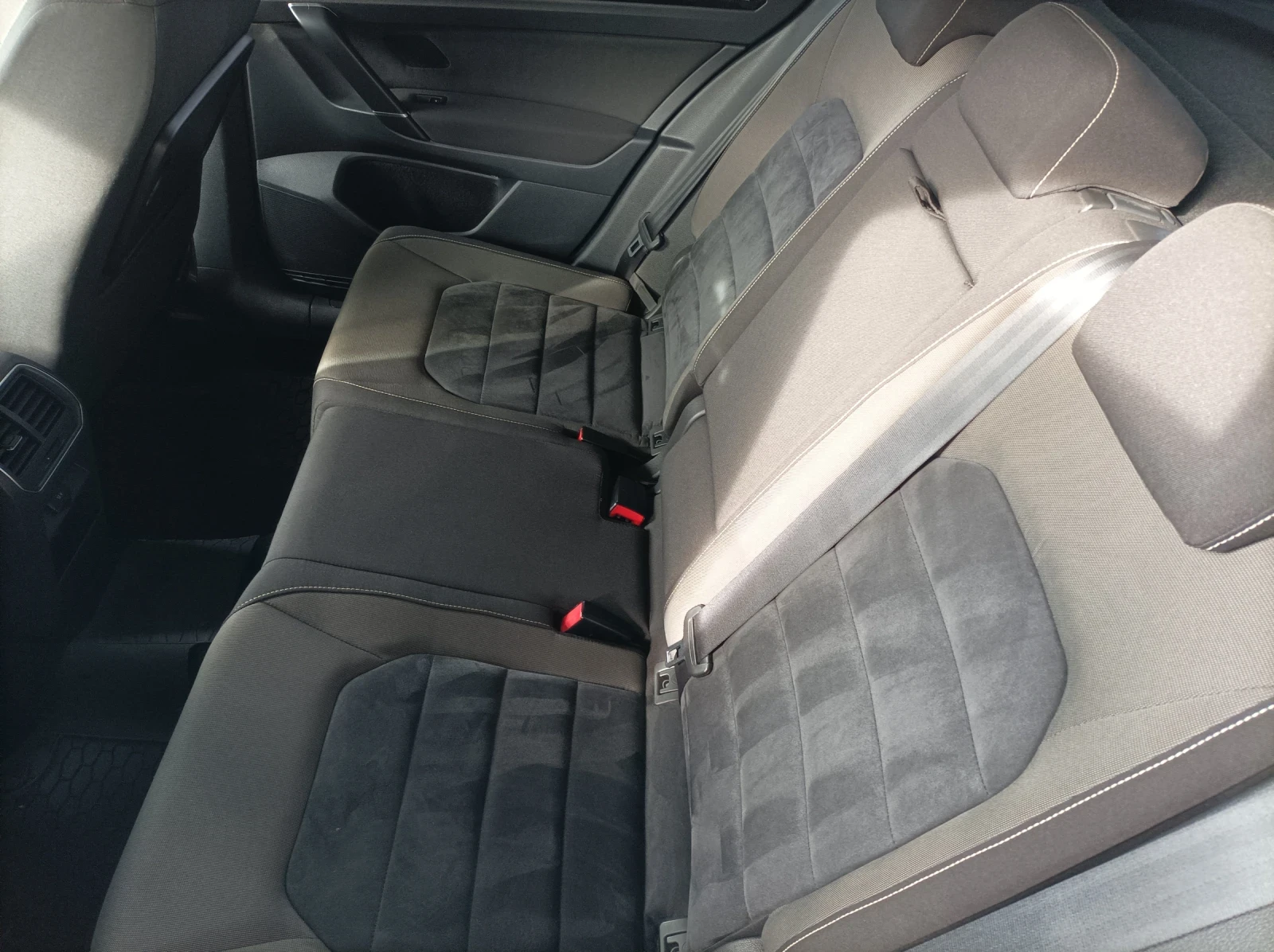 VW Sportsvan, снимка 13 - Автомобили и джипове - 53787557