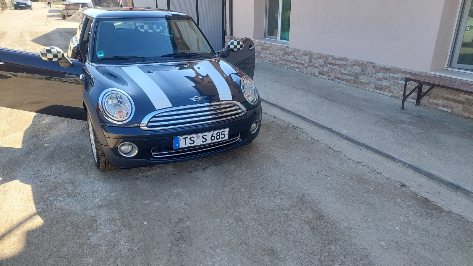 Mini One 1.4 �������� | Mobile.bg � ����������� 2