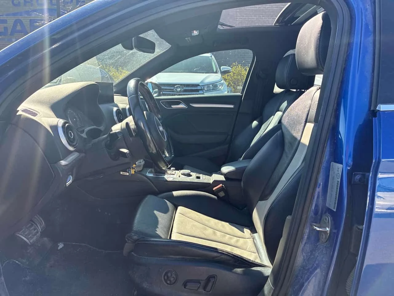 Audi S3 TECHNIK QUATTRO * ГЛАВНО ПРЕДСТАВИТЕЛСТВО НА AUDI*, снимка 10 - Автомобили и джипове - 54493405