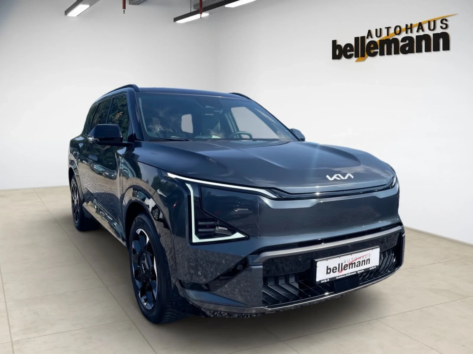 Kia EV5 GT-Line 81kWh Launch Edition PANO !WARRANTY! | Mobile.bg � ����������� 3