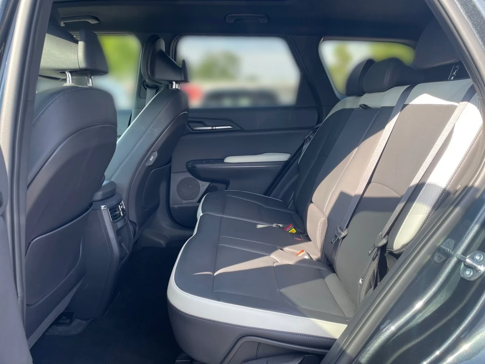 Kia EV5 GT-Line 81kWh Launch Edition PANO !WARRANTY! | Mobile.bg � ����������� 15
