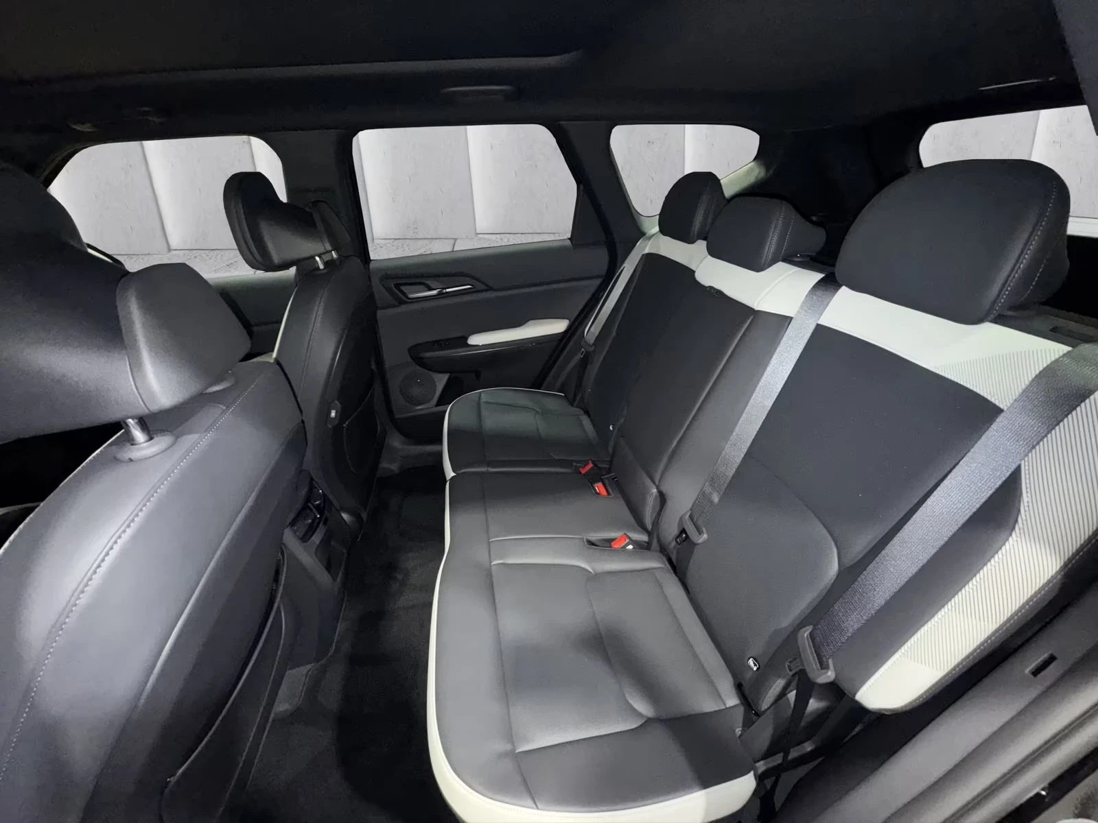 Kia EV5 GT-Line 81kWh Launch Edition PANO !WARRANTY! | Mobile.bg � ����������� 15