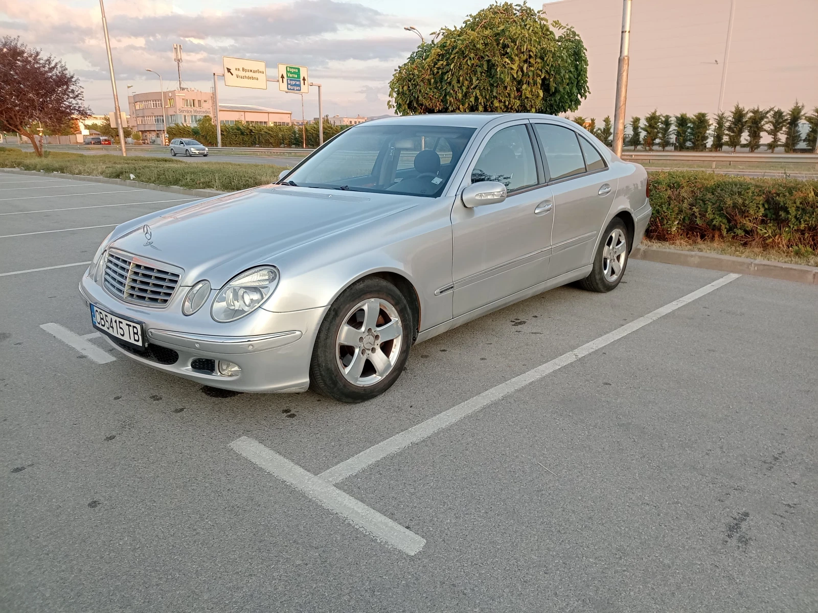 Mercedes-Benz E 270