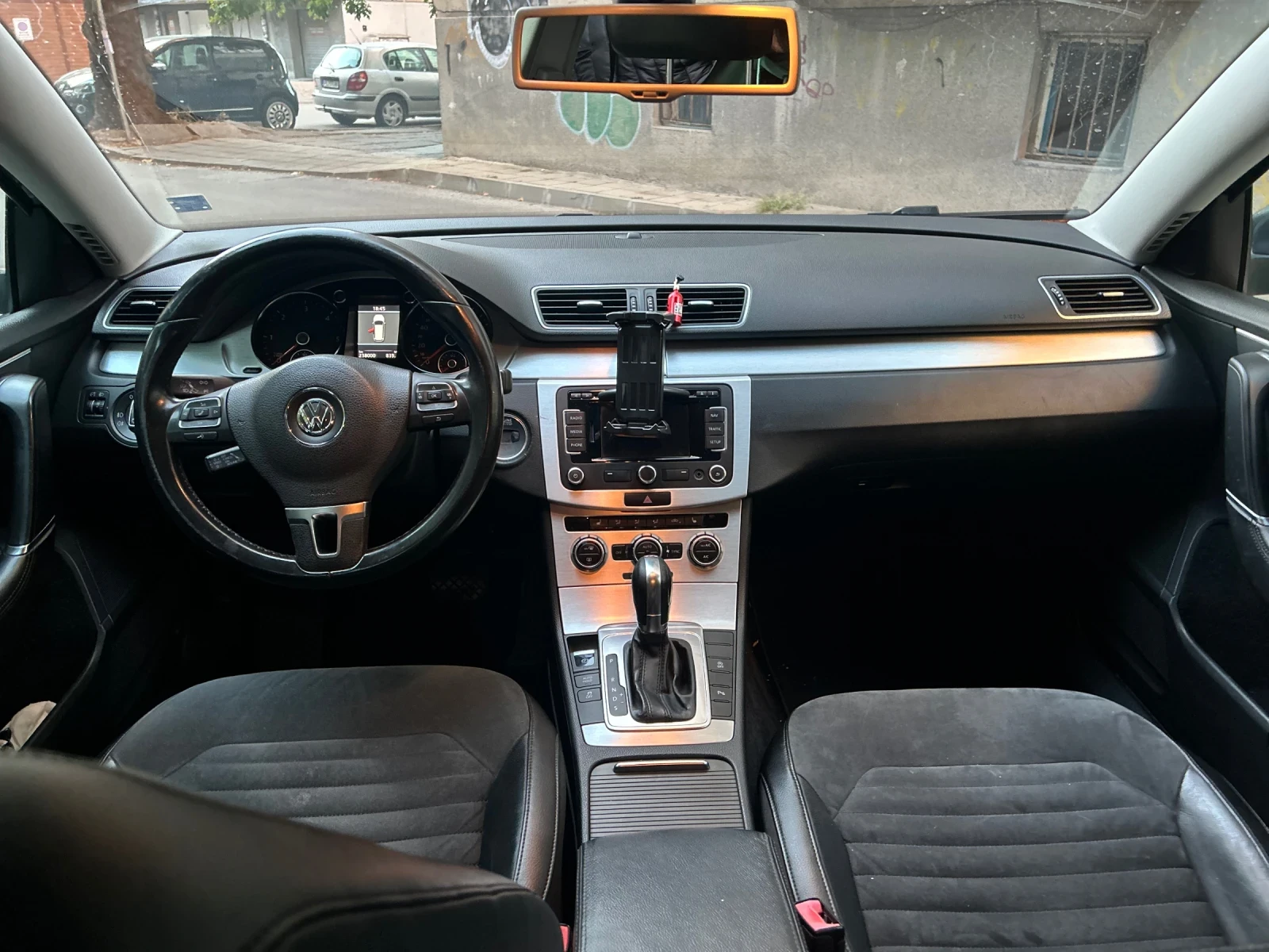VW Passat, снимка 9 - Автомобили и джипове - 56331557