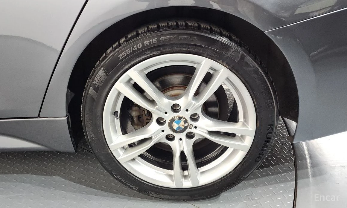 BMW 320, снимка 5 - Автомобили и джипове - 56451392