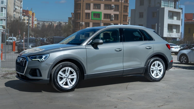 Audi Q3 2.0TDI Chronos Gray, снимка 3 - Автомобили и джипове - 49585873