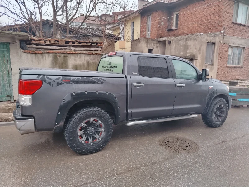 Toyota Tundra, снимка 6 - Автомобили и джипове - 53185566