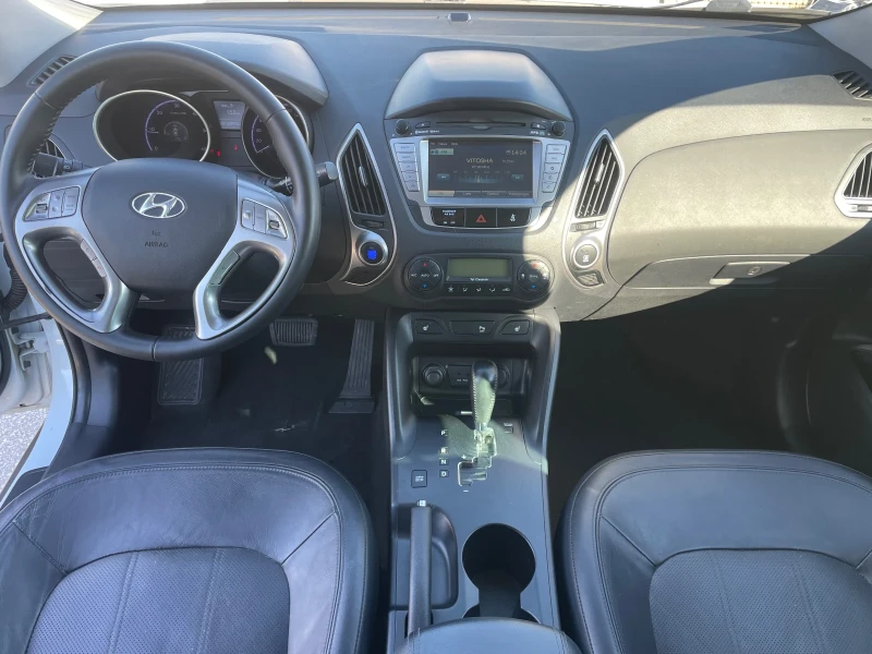Hyundai IX35 2.0CRDI Full options Top, снимка 9 - Автомобили и джипове - 52018048